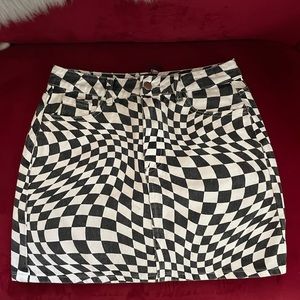 Checkered swirl cider skirt